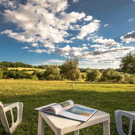 Il Sambuco Alloggio per agriturismo